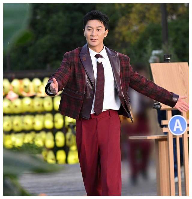 跑男新一季录制时间公布八大常驻阵容确定angelababy被抛弃