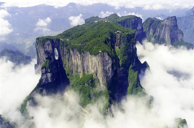 去湖南张家界旅游景区景点讲解去湖南张家界旅游景区景点门票价格值得