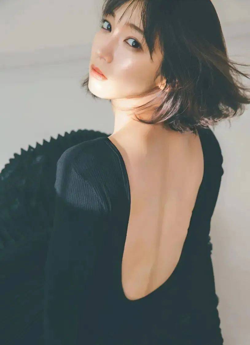 看到她们的颜值后,我瞬间被治愈了_田美樱_吉冈里_美波