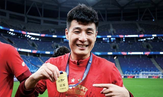 原创武磊国足锋线之光比肩巨星