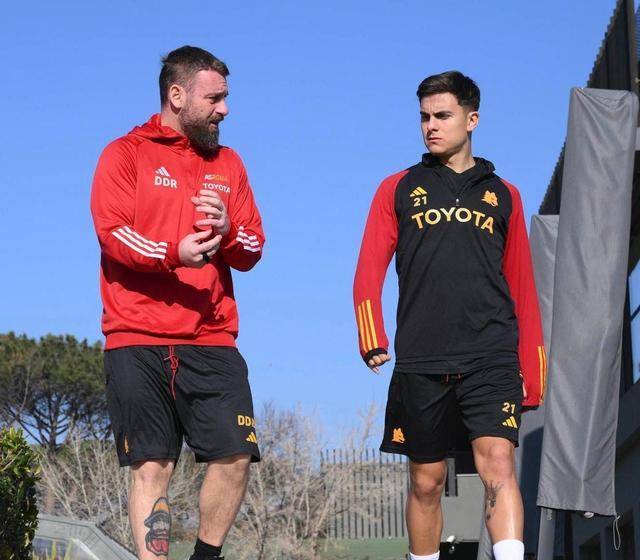 不是皇马和曼联继穆里尼奥以后被纹身师送画的二代目被删帖