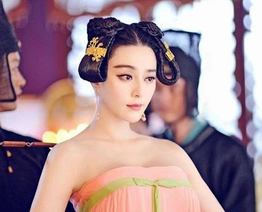 娶进了武则天等一帮幼齿新人,这几年李世民身体尚健,与武媚娘或多或少