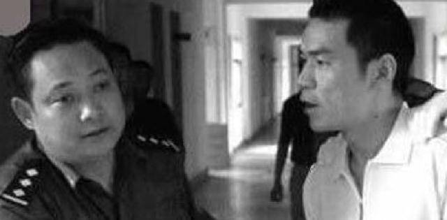 和自己的老大一起锒铛入狱,不久乔四被枪决,而莫磊还