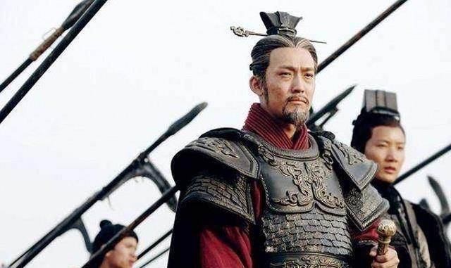 普遍不带头盔,有很多原因,其中一个令人胆寒_士兵_装备_秦始皇兵马俑