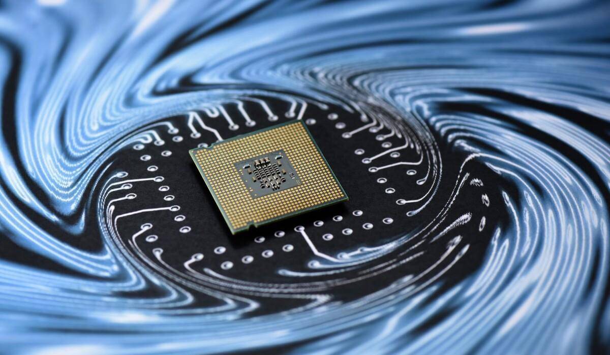 原创芯片巨头坂本幸雄被美韩联手搞垮为复仇72岁加入中国公司