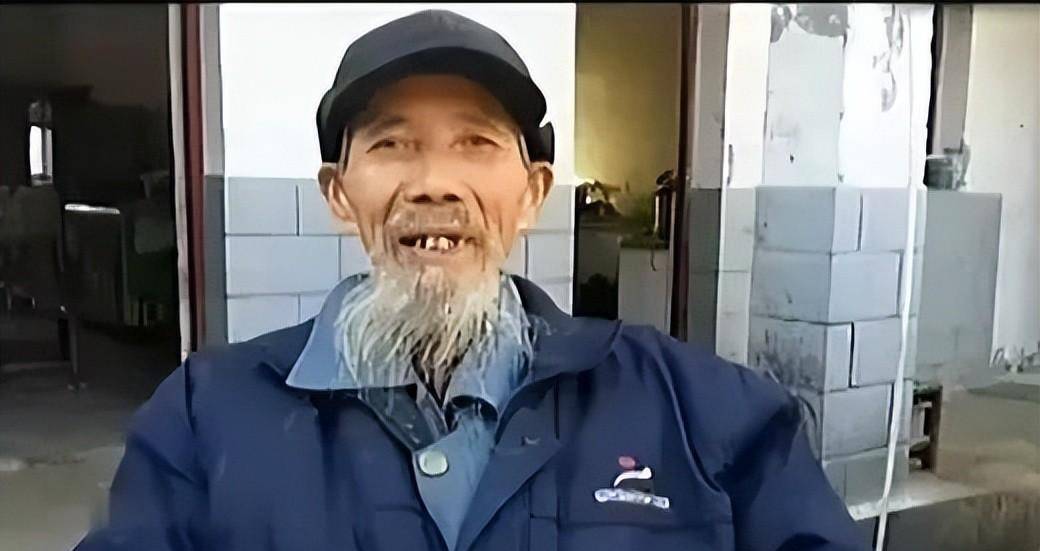 张凤_父亲_母亲