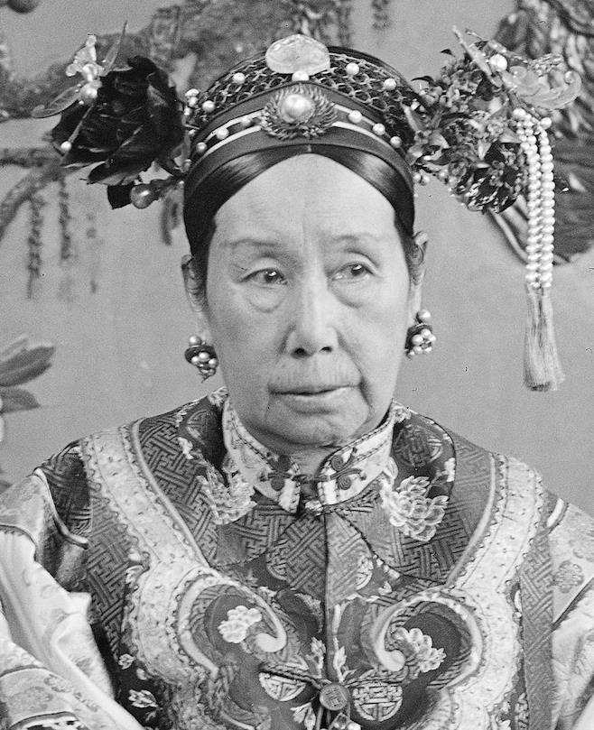 这才是慈禧太后的真实相貌:气场非常强大,图8李莲英眼神能杀人_照片