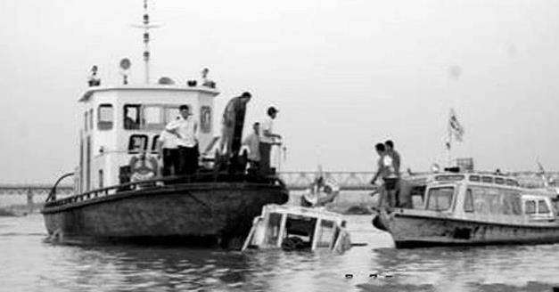 1985年哈尔滨沉船事件驾驶员参与打架致171人被淹死