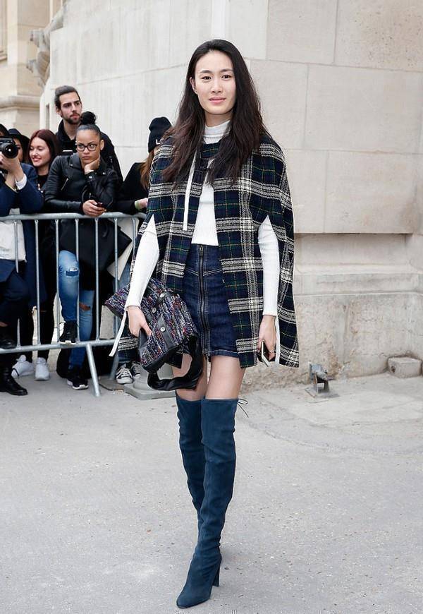 原创秦舒培颜值真高头发扎这么紧都显秃气场还是那么帅