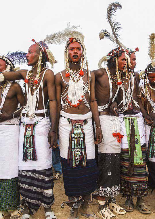 原创沃达贝一个常年迁徙的神秘部落女性可以在舞会上任意挑选男子