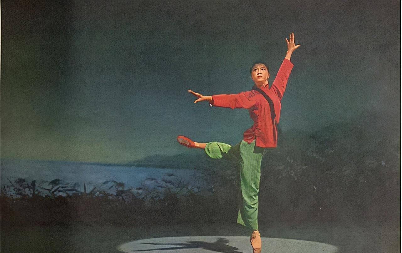 重庆作家罗学蓬,写书污蔑《白毛女》"喜儿"茅惠芳:毫无道德_芭蕾_舞蹈