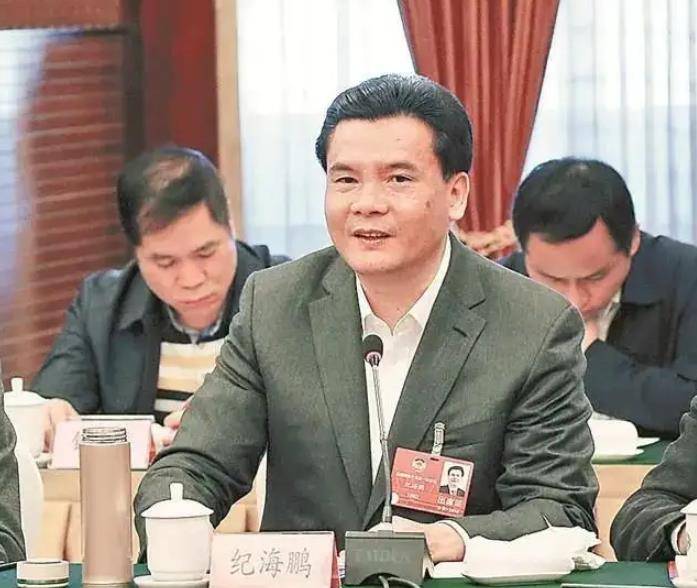 原创香港女富豪纪凯婷30岁时家族资产500亿爱上农村出身的姚尚坤