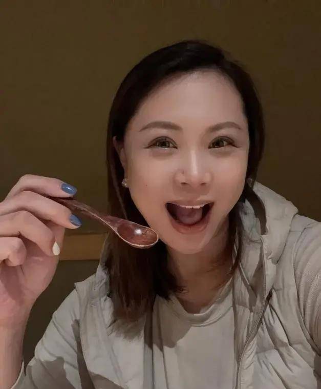 原创曾春蕾喜添二胎评论区爆火生的是男孩女孩我们体育后继有人啦