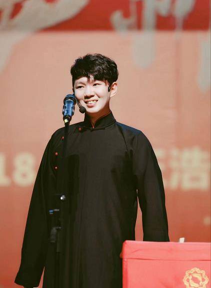 原创穷到一包面吃3天却3拒郭德纲不进德云社卢鑫的底气从何而来