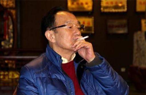 原创张贤亮劳改犯到商海大亨蹲22年牛棚的西北大作家