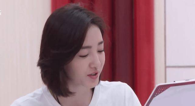 原创原创浪姐张雨绮说唱经验为0李斯丹妮秒变夸人小能手憨憨张雨绮