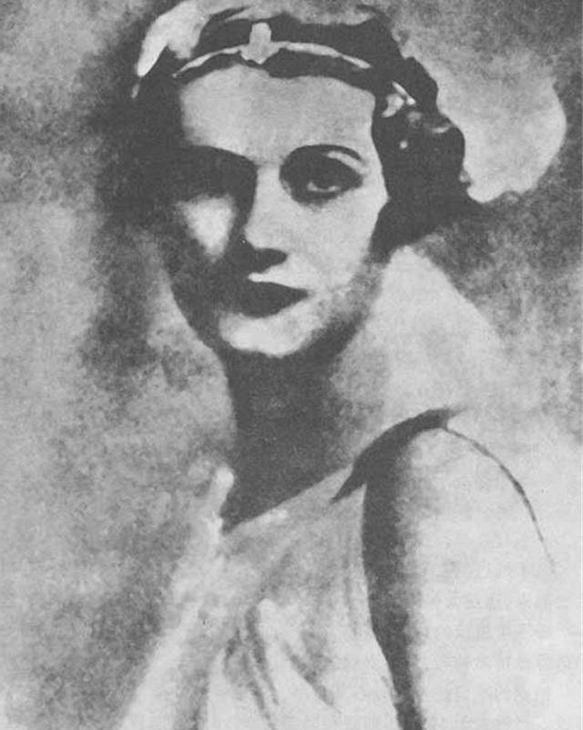 1942年,一美国女子在法大使馆脱衣,几月后盟军完成北非登陆计划_贝蒂