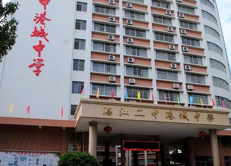 原创还记得那个1年读完小学12岁考上浙大的广东女孩吗现在怎样了