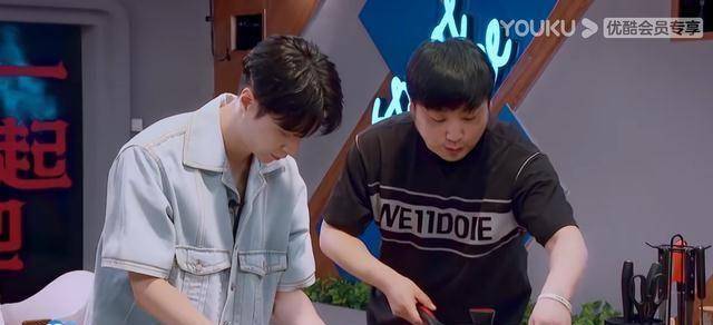 原创原创街舞4队长厨艺大比拼张艺兴刘宪华精彩表现都归功于他