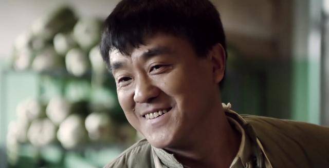 原创腊肉老男神何冰婚后22年无绯闻最能管得住下半身的男人