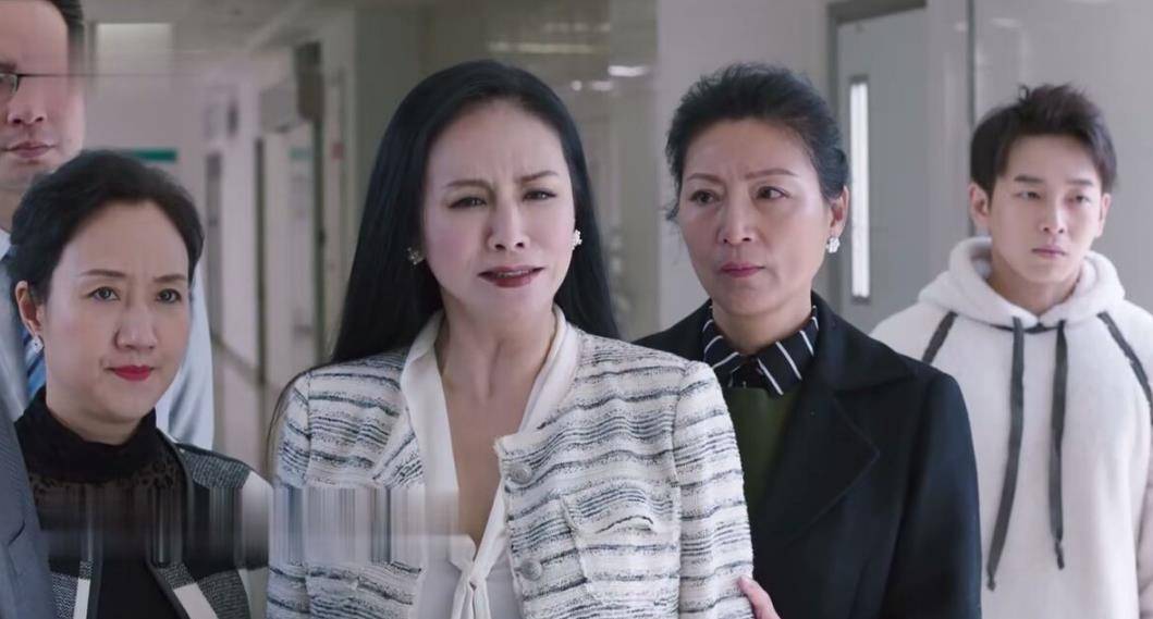 这些发福的女明星,当年都是大美女_田丽_陈岚_时候