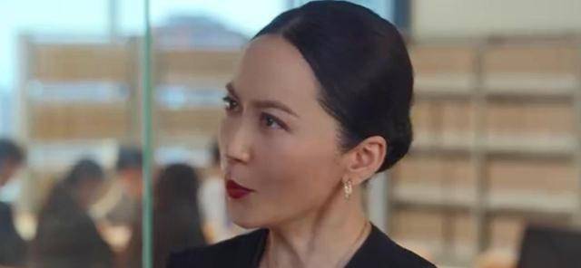 她是剧中最神秘的人物,不但有故事还充满了悬疑色彩_叶琴_叶沁沁_宋佳