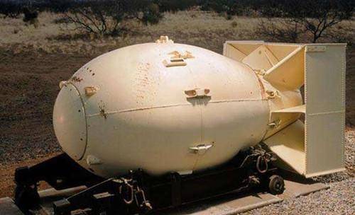 原创全靠希特勒的微笑这一招式2个亿的生命毁灭于这场战争