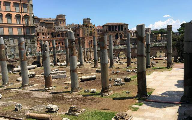 进行_罗马村_中国