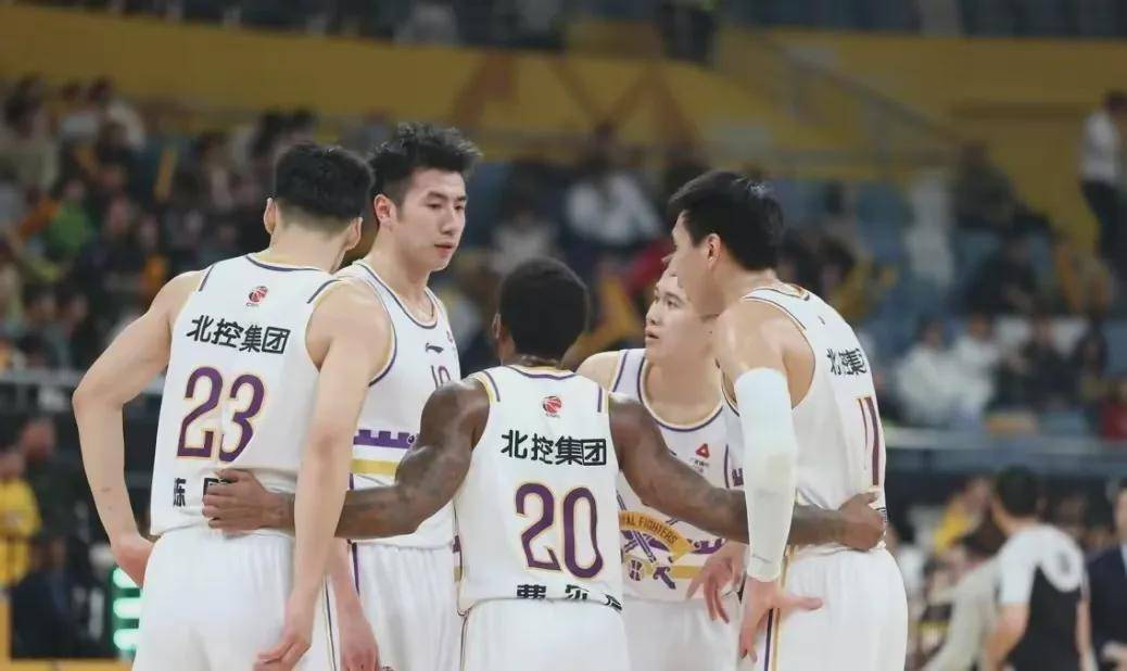 原创看了45轮cba后北控进前8才发现闵鹿蕾拿王俊杰换来陈国豪赚大了