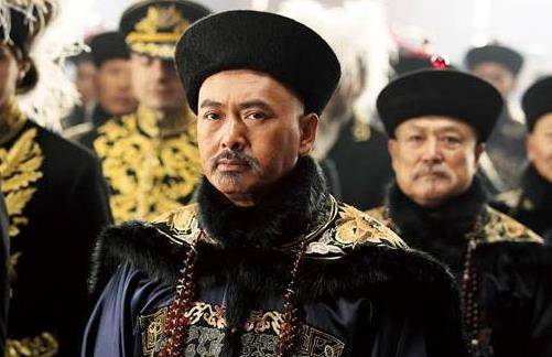 醉生梦死当中,但是当鲜血和欺辱降临在中华大地上的时候,人们开始觉醒