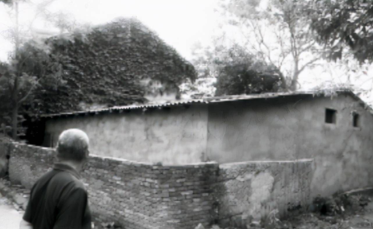 原创2010年武汉一维修工修彩电意外发现一张纸条解救两名被囚少女