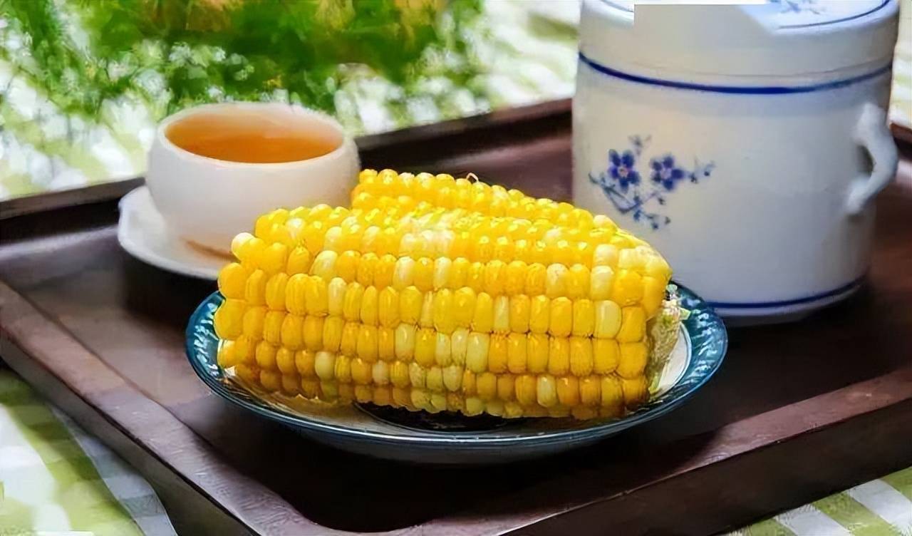从营养价值上来看,玉米胚芽中含有优质蛋白质,维生素b族,维生素e,膳食