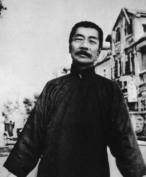 原创鲁迅收入很高闰土生活艰辛为何鲁迅却没有资助过闰土