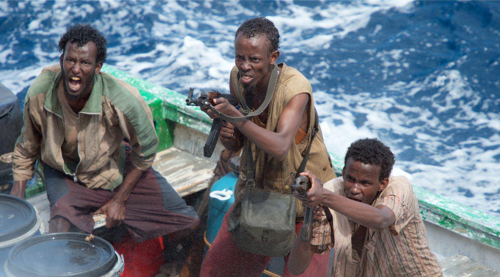 原创索马里海盗丢尽脸的抢劫挟持货船两年没人赎还得供养22名人质