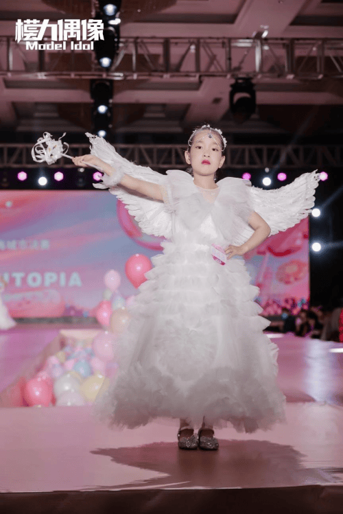 牵手模力偶像全明星守护官沈欣怡