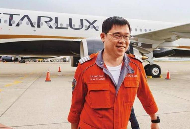 "海上皇帝"私生子:继承4000亿台币遗产,曾因空姐损失20亿台币_张国炜