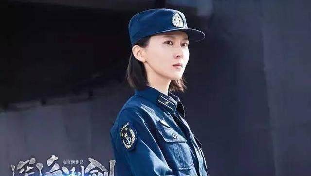 的理工男姜耀,内向坚韧的技术宅卢一涛,高冷睿智的心理辅导员金子晴