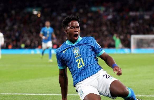 17岁妖星梅开二度巴西客场胜英格兰皇马2000万赢大发