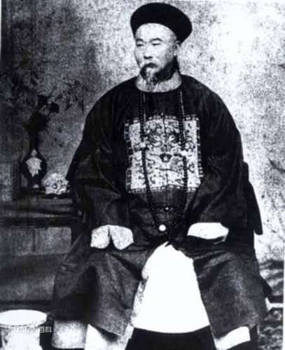 1900年,慈禧想拒绝列强派兵进京,为何最终还是屈服了?