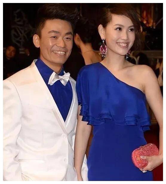 王宝强挖不出女人坑的真相在冯清传闻中得以解锁吗