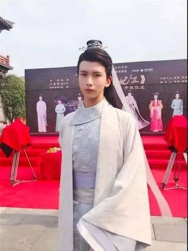 原创《双世宠妃2》终于要开播了,网友期待值颇高_曲小檀_连城_陈宥维