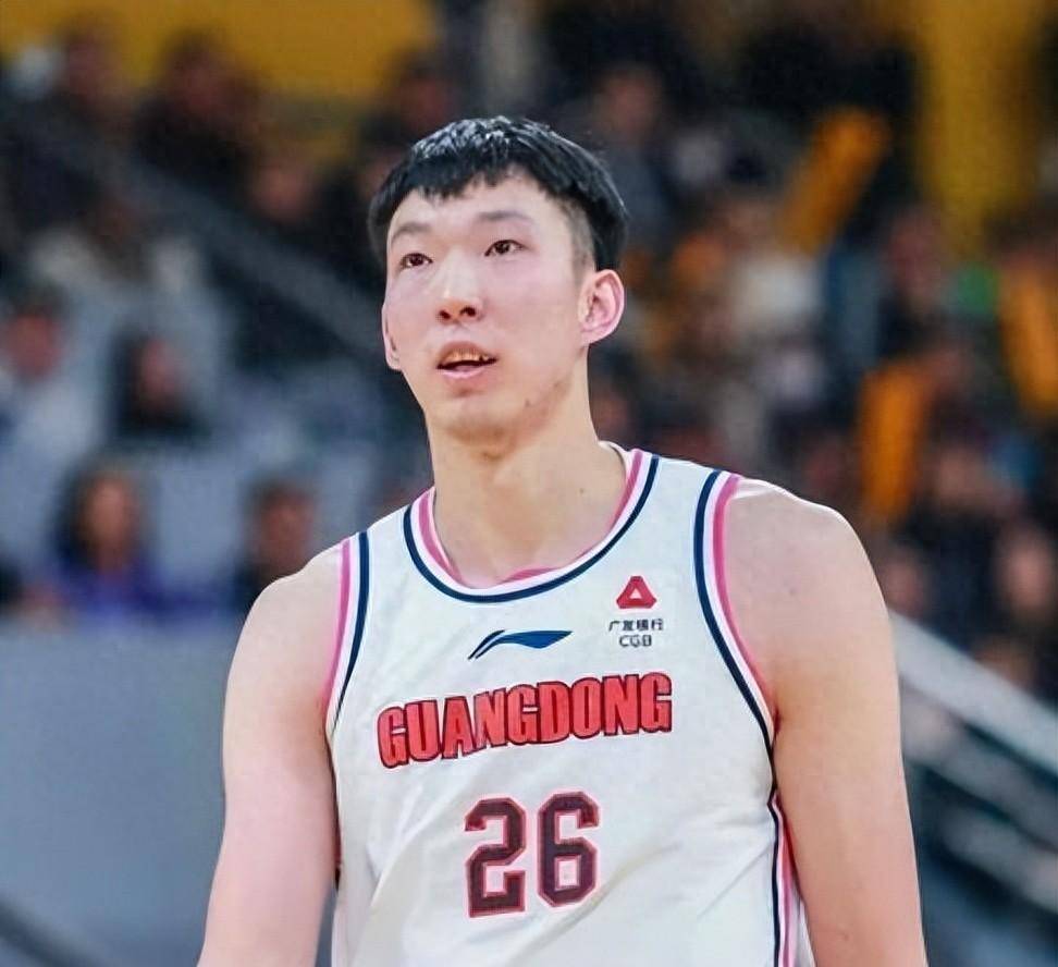 周琦使用权倒计时广东队三方面优势是续约重点朱芳雨要发力了