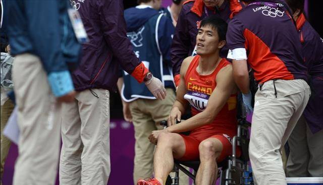 原创曾经的中国骄傲却因两次受伤遭到万人唾弃刘翔究竟做错了什么