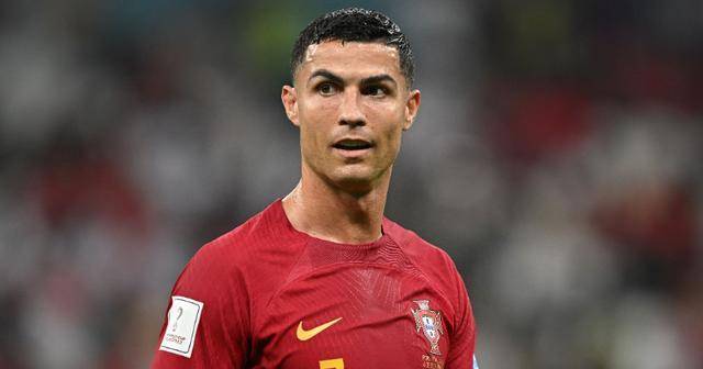 接掌葡萄牙国家队,十亿阵容携手c罗,瞄准世界杯冠军_球员_沙特_体育