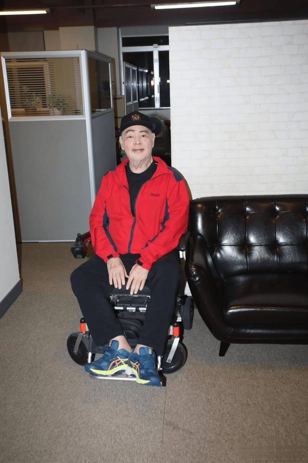 原创张伟文晚年生活曝光30万存款治病费用去向成疑方俊解释引争议