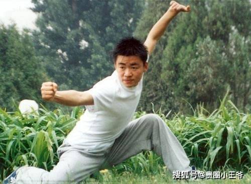 寺出来的明星,个个武术高超,最后一位居然是女生_王宝强_释小龙_王智