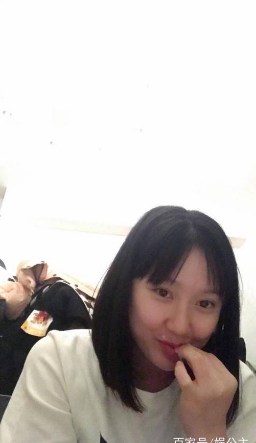 希望除了代表作《乡村爱情》,蒋依杉有更多的突破和展现自己的作品吧!