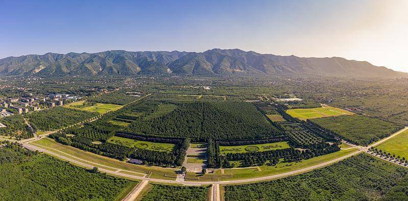 2002年专家再次对秦陵地宫进行勘测,有了新发现,解答了一些谜题_水银_