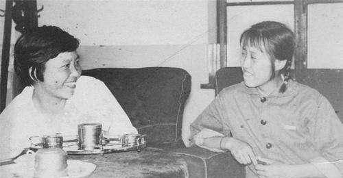 一"上山下乡"女知青拒绝清北,一心扎根农村,后来怎样_吴献_北大_抚顺