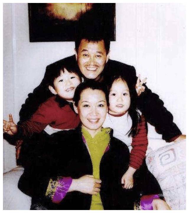 从洗碗工到百万富婆,被赵本山抛弃,葛淑珍人生逆袭!